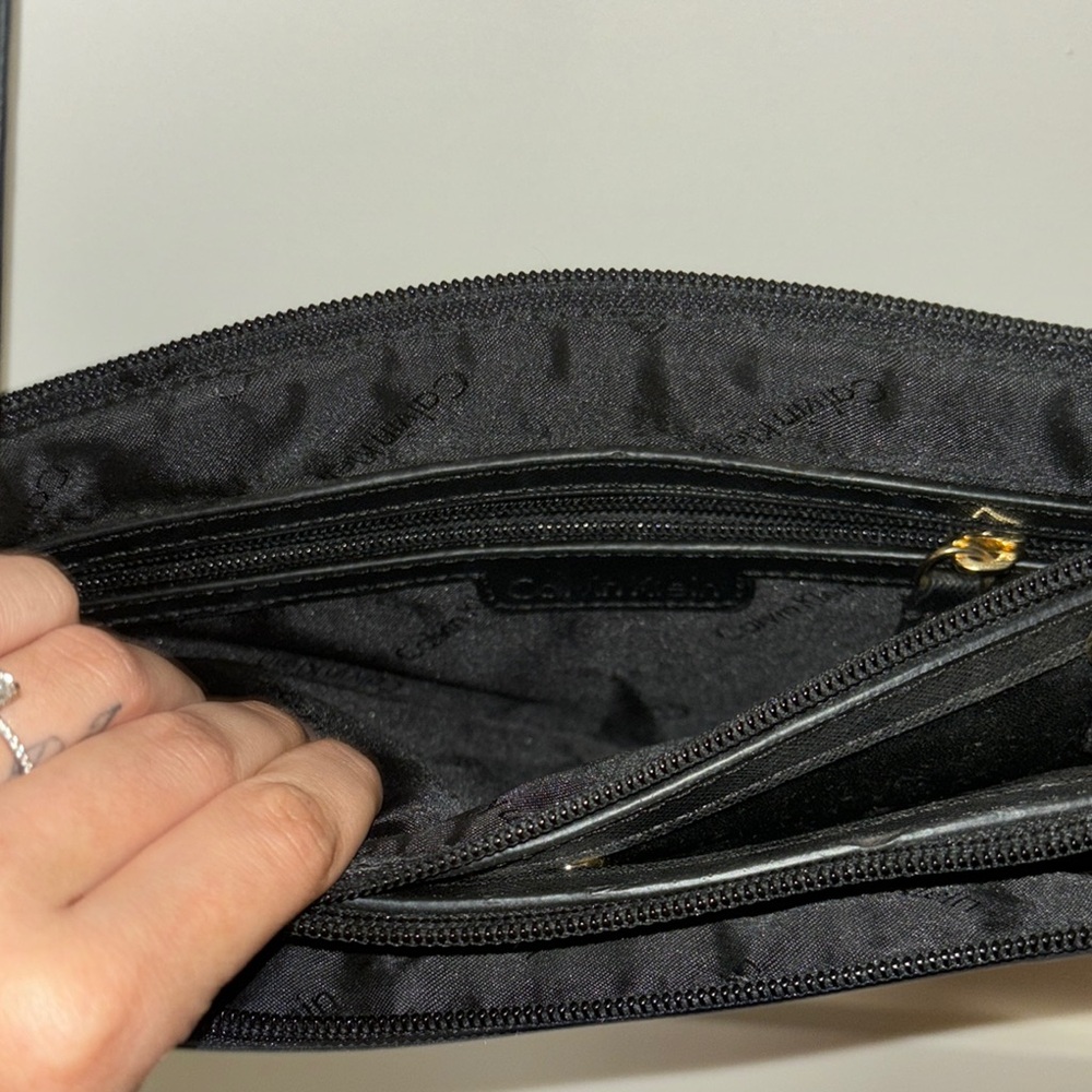 Calvin Klein Black Crossbody Bag - Picture 3 of 3